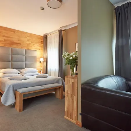 Batory Hotel 3*