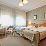 Batory Hotel 3*